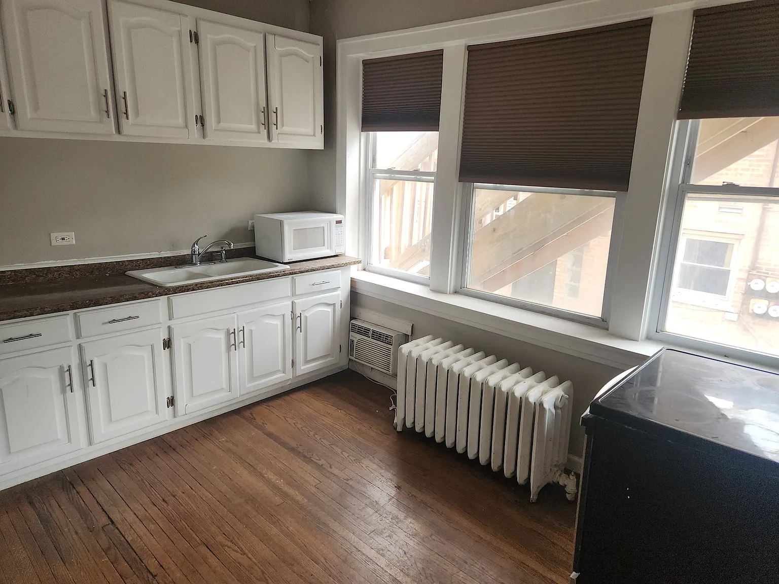 1 bed, 600 sqft, $1,200 — Photo 3