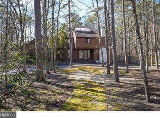 28 Huntington Circle Dr, Medford, NJ 08055
