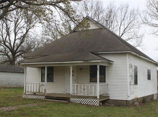 201 S Highland St, Mulberry, KS 66756