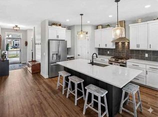29282 Kenwood Way, Chisago City, MN 55013