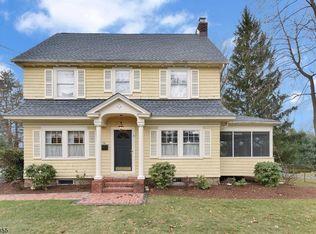 54 Ridge Rd, Little Falls, NJ 07424