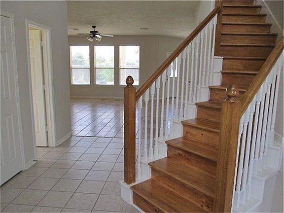 2nd image of 17607 Lakes Of Pine Forest Dr