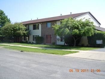 1st image of 715 Dean Dr APT 2