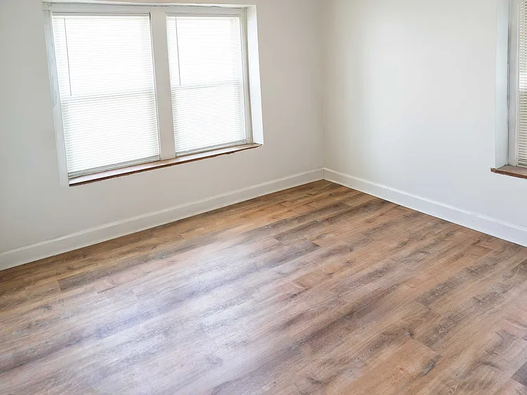 3007 Grand Ave #10 — Photo 5