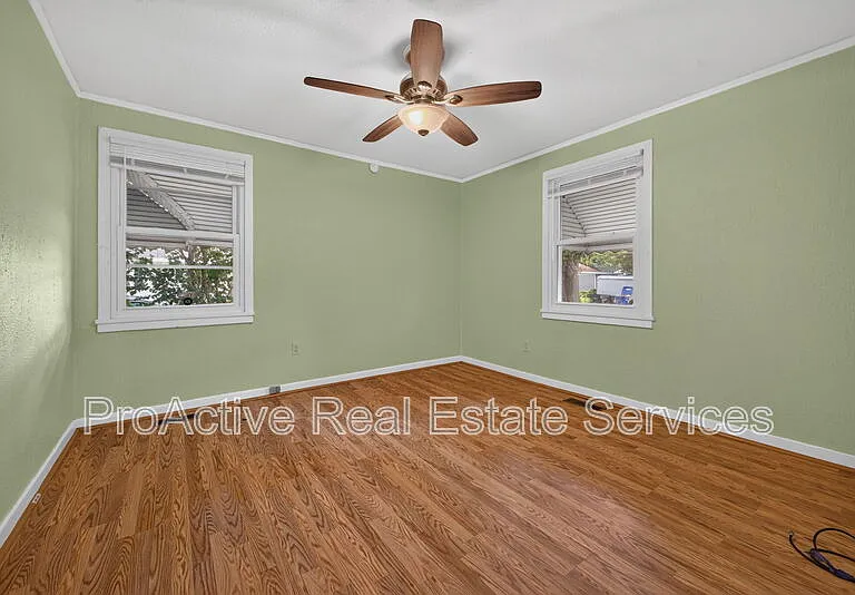 100 Hodges Manor Rd — Photo 12