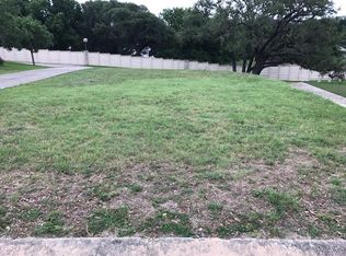 125 E Canyon Creek Ln, Kerrville, TX 78028
