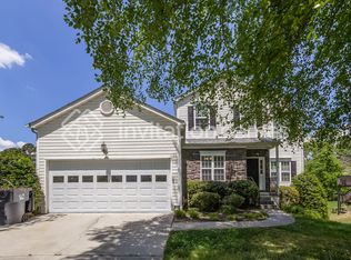 844 Stephens Oak Dr, Sugar Hill, GA 30518