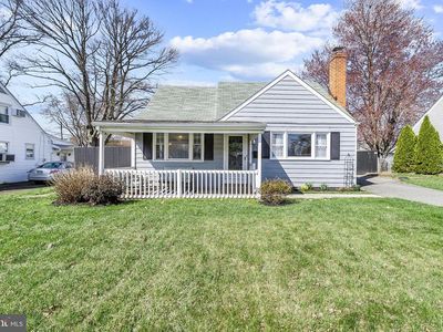 240 Upland Rd, Brookhaven, PA, 19015