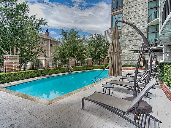 5th image of 2211 Briarglen Dr APT 401
