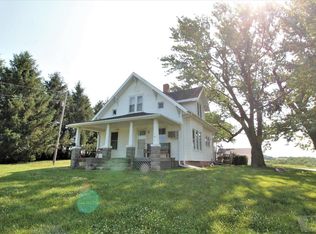 1842 J Ave, Essex, IA 51638