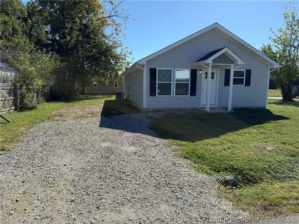 37 Rural Street, Austin, IN 47102