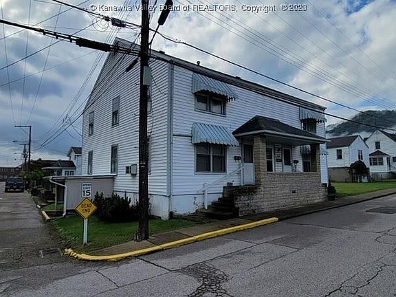 3rd image of 216 Kanawha St