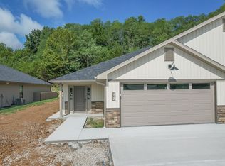 824 El Dorado Dr, Jefferson City, MO 65101