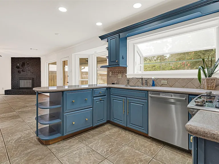 29 Dover Dr — Photo 6