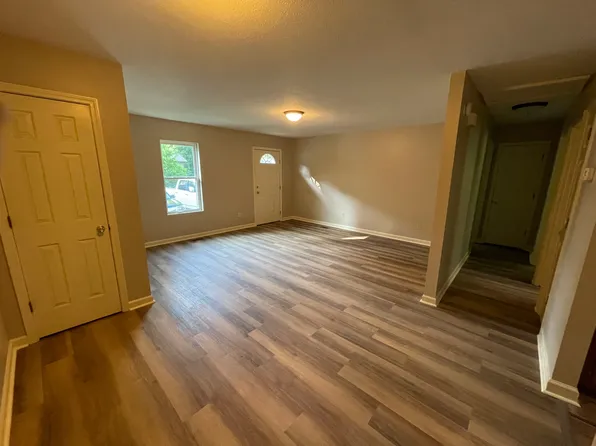 1222 E Bane St, Hendersonville, NC 28792