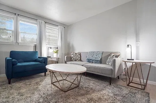 1 bed, 1834 sqft, $1,750 — Photo 2