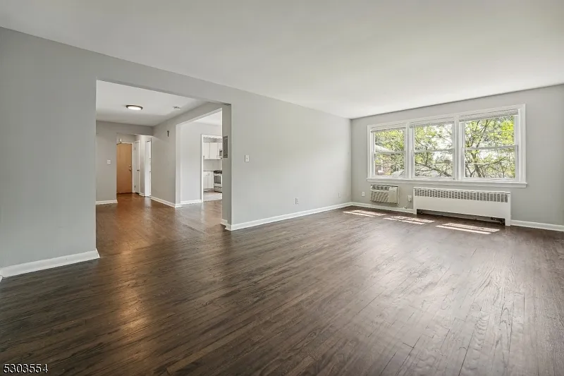 2 bed, 2.0 bath, $2,430 — Photo 4
