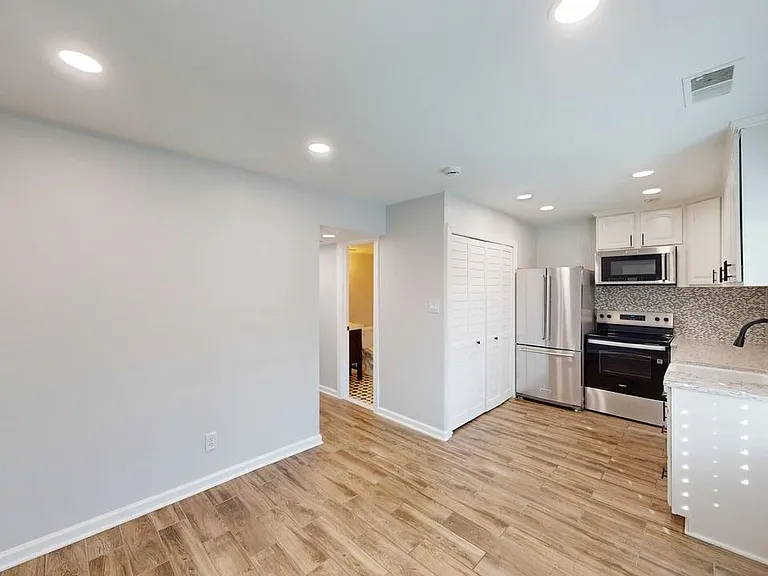 1689 Westwind Way #182 — Photo 14