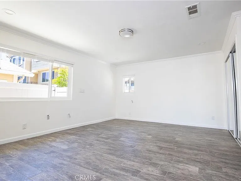 1042 San Juan St — Photo 22