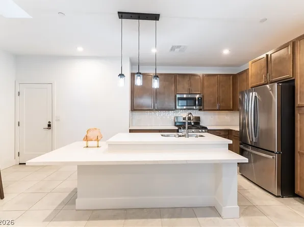 4312 Eagle Summit Ave, Las Vegas, NV 89141