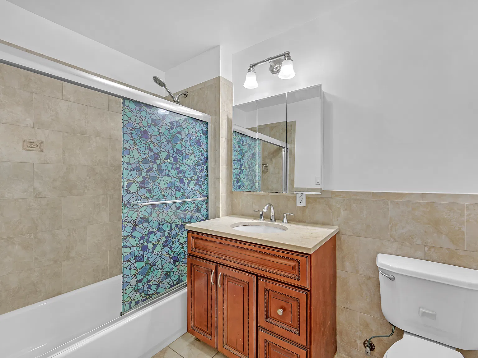 126 Gatling Place — Photo 3
