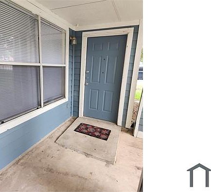 1st image of 220 Kings Ct