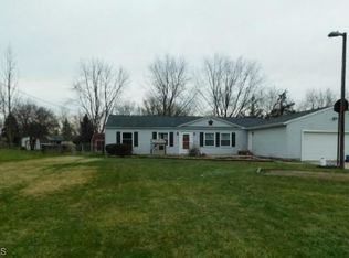 967 Gaynelle Ave, Streetsboro, OH 44241