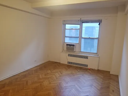 Rented by Punia & Marx Inc. | media 7