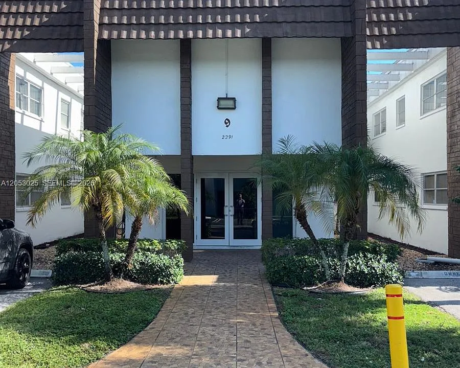 2291 NW 48th Ter #102