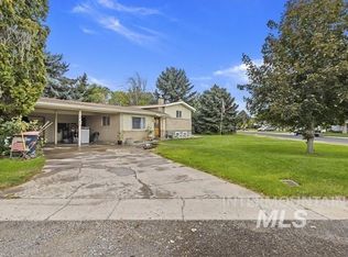 599 Ridgeway Dr, Twin Falls, ID 83301