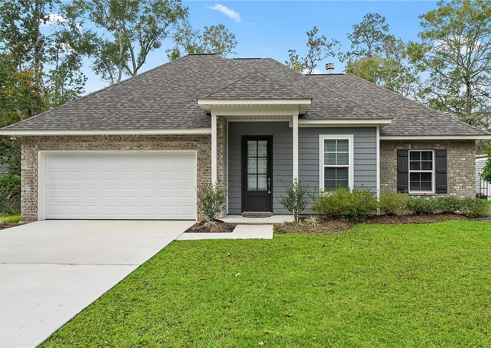 1st image of 71077 Shady Lake Dr