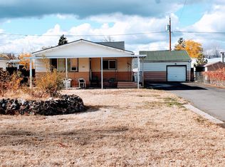 124 Chestnut St, Medford, OR 97501