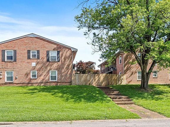 2nd image of 2012 Terril Ln Unit 4