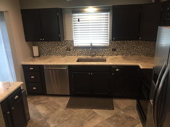 5th image of 808 Tracey Pkwy