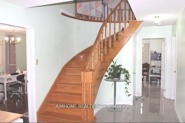4 bed, $3,300 — Photo 2