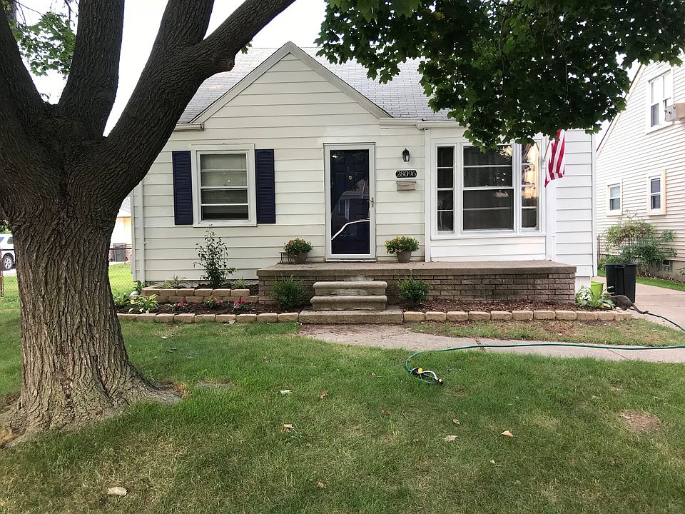 1st image of 28096 Hughes St
