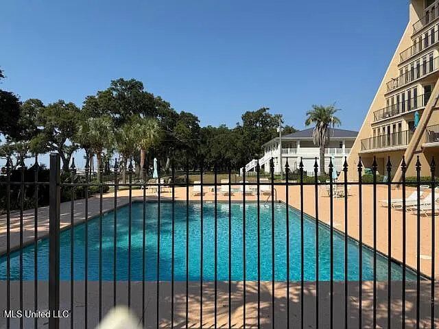 520 Beach Blvd #508 — Photo 38