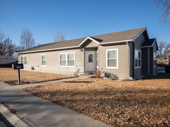 111 W 7th St, Lovell, WY 82431