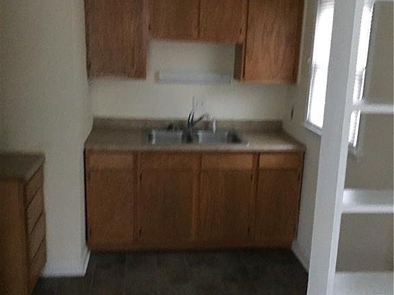 4th image of 3562 N Manor Ct