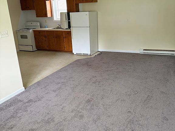 4th image of 6 Grist Mill Dr #1