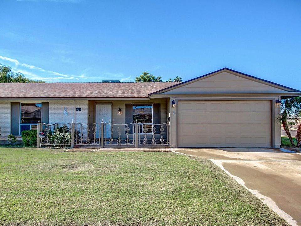 1st image of 10643 W Roundelay Cir