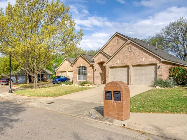 3513 Stone Creek Ct, Fort Worth, TX 76137
