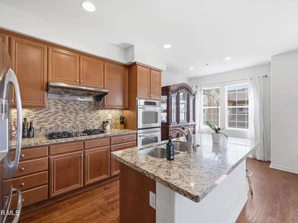 332 E Hilltop Way, Thousand Oaks, CA 91362