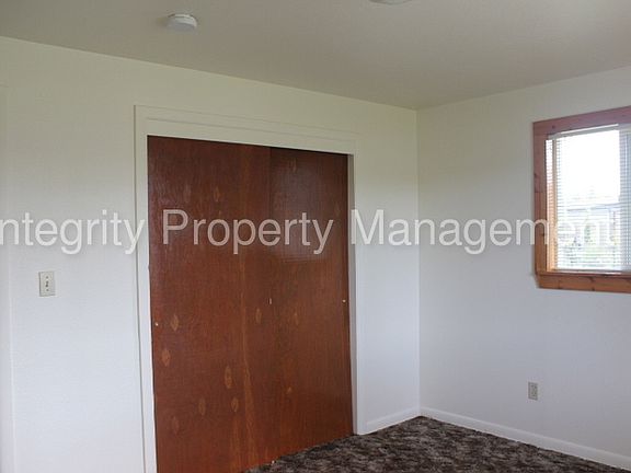 5th image of 21509 Mountain Hwy E