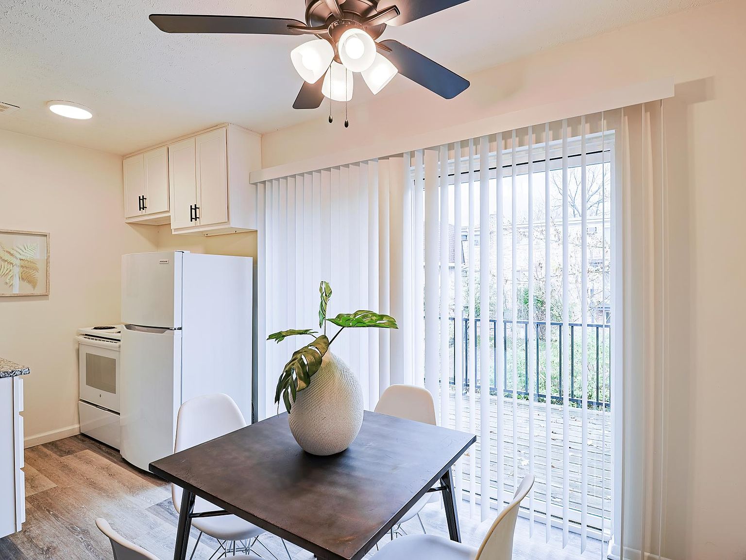 2351 Beechmont Ave APT 25, Cincinnati, OH 45230 | Zillow