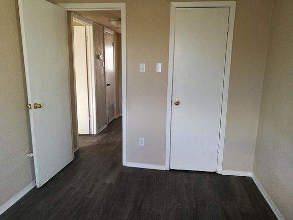 5th image of 1312 E Cannon St #200