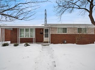 31036 Palomino Dr, Warren, MI 48093