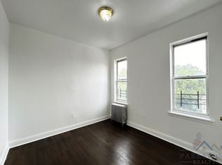 37 Kensington Ave #52E, Jersey City, NJ 07304