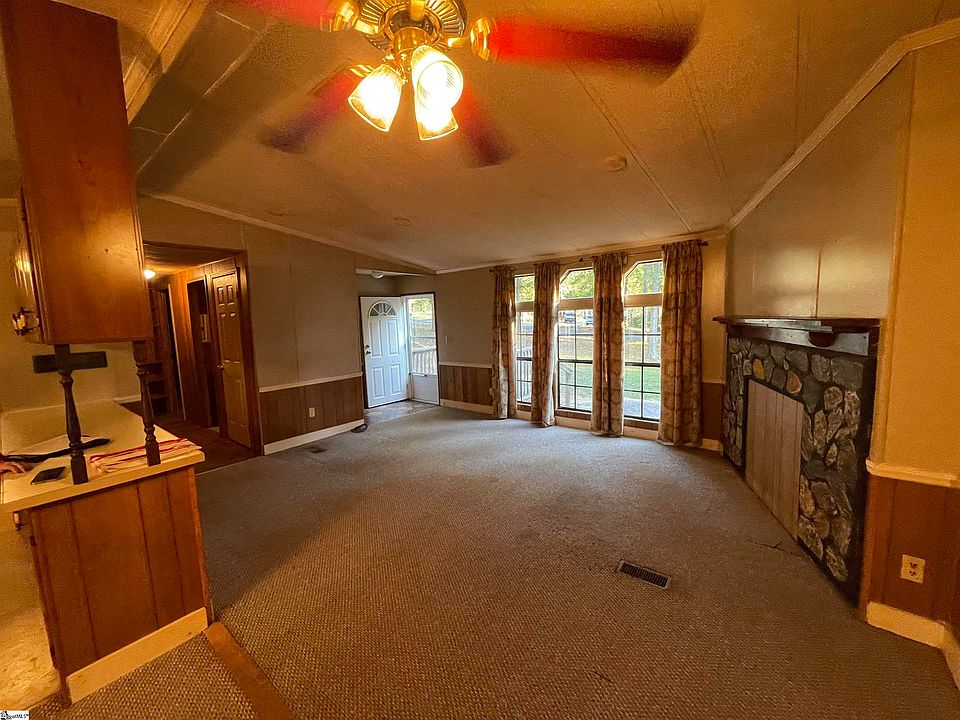 2nd image of 50 Marler Rd