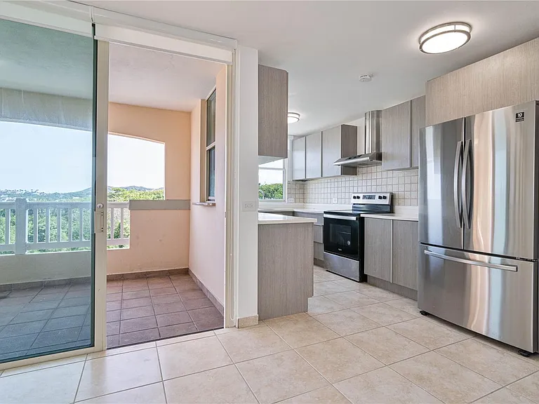 285 Palmas Inn Way #1301 — Photo 4